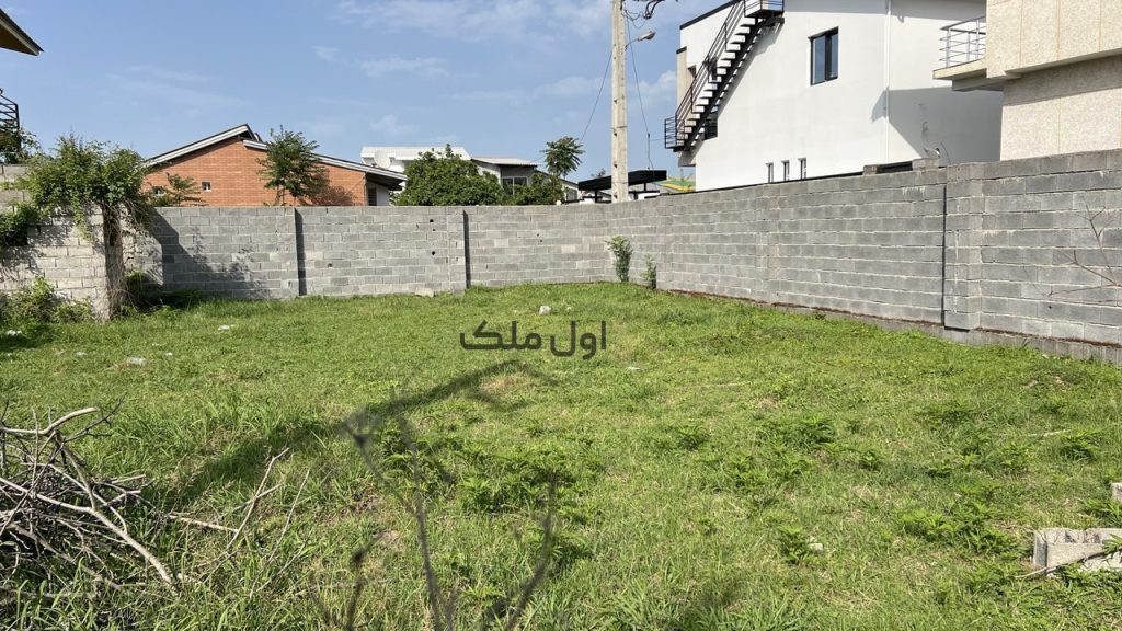 زمین 285 متری داخل بافت در نور